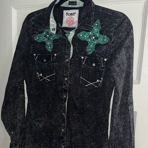 Roar Black Denim distress long sleeve Embroidery pit to pit 18” lenght 27”